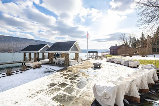 $3,650,000 | 6985 State Rte 21, South Bristol, NY 14512