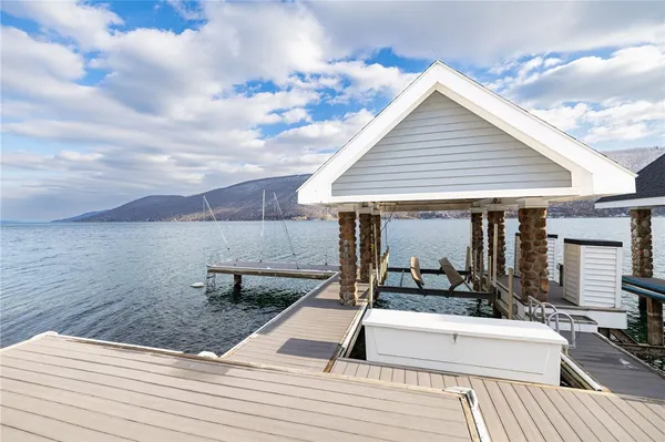 $3,395,000 | 6985 State Rte 21, South Bristol, NY 14512