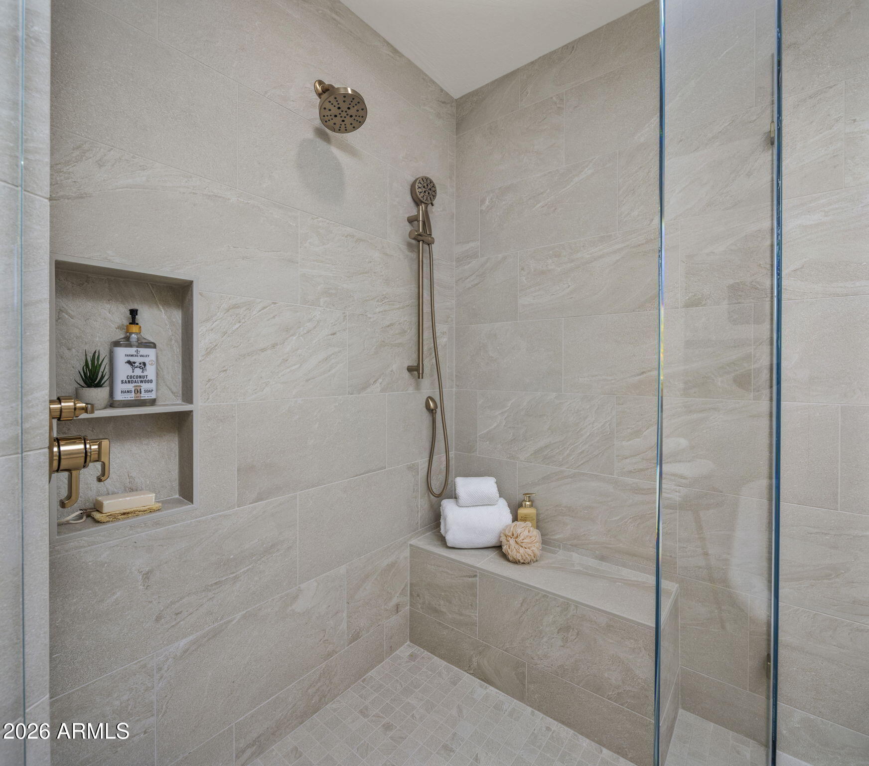 8955 North 45th Street Phoenix, AZ 85028 - Photo 20 of 53 Primary Bathroom
