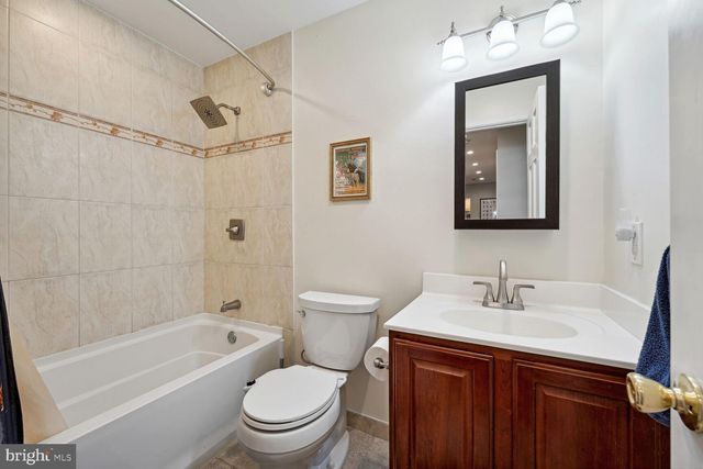 $689,000 | 1715 15th Street Northwest, Unit 201, Washington, DC 20009