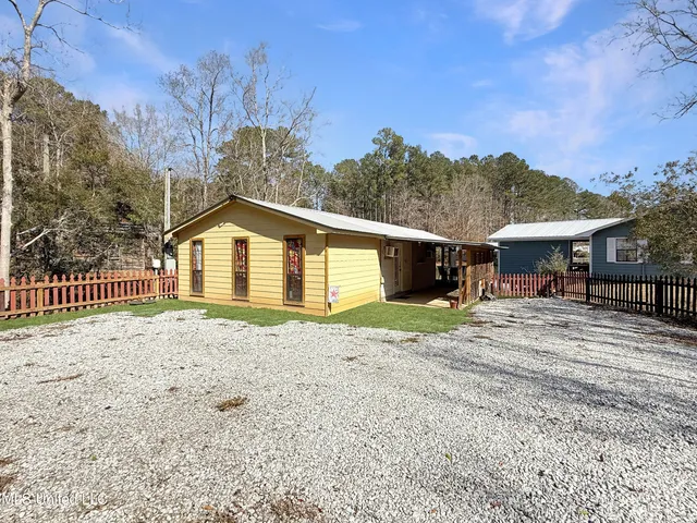 $125,000 | 458 Lake Eddins 1638, Pachuta, MS 39347