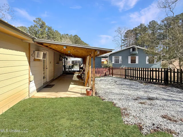 $125,000 | 458 Lake Eddins 1638, Pachuta, MS 39347