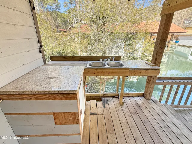 $125,000 | 458 Lake Eddins 1638, Pachuta, MS 39347