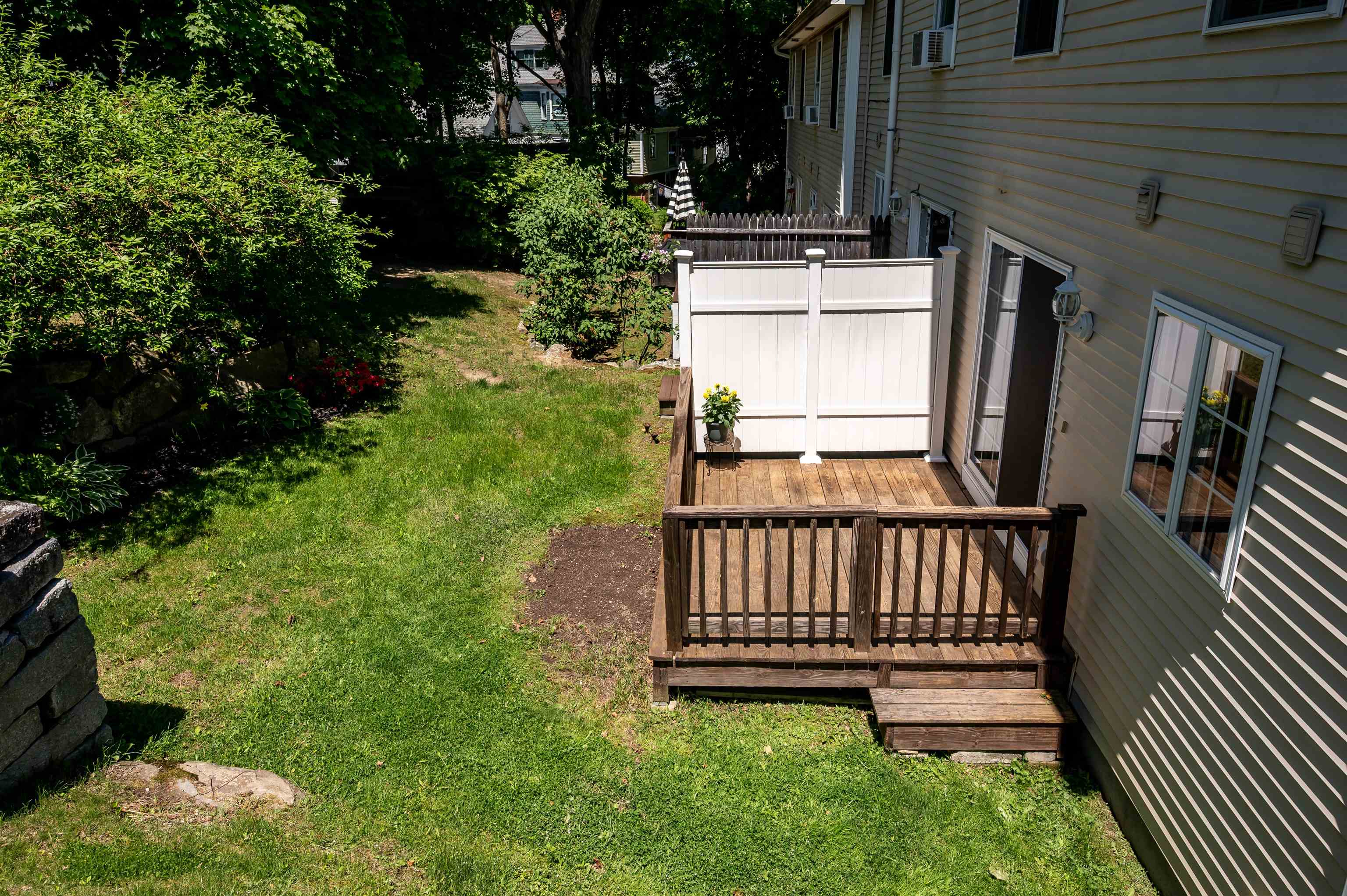 44 Church Street, Unit E Rochester, NH 03839 - Photo 4 of 37