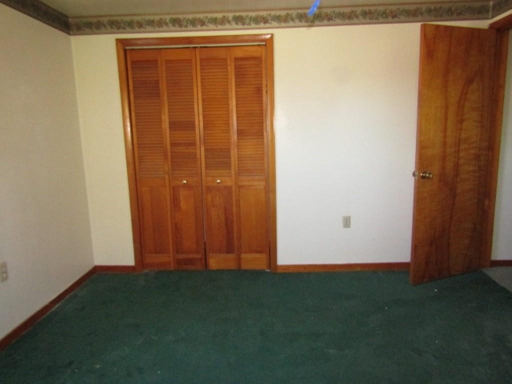 118 Euclid Avenue McKees Rocks, PA 15136 - Photo 18 of 23