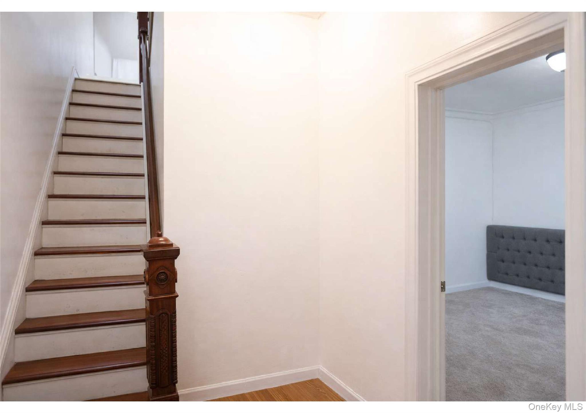 86-19 79th Street Queens, NY 11421 - Photo 10 of 19 a view of entryway with seating