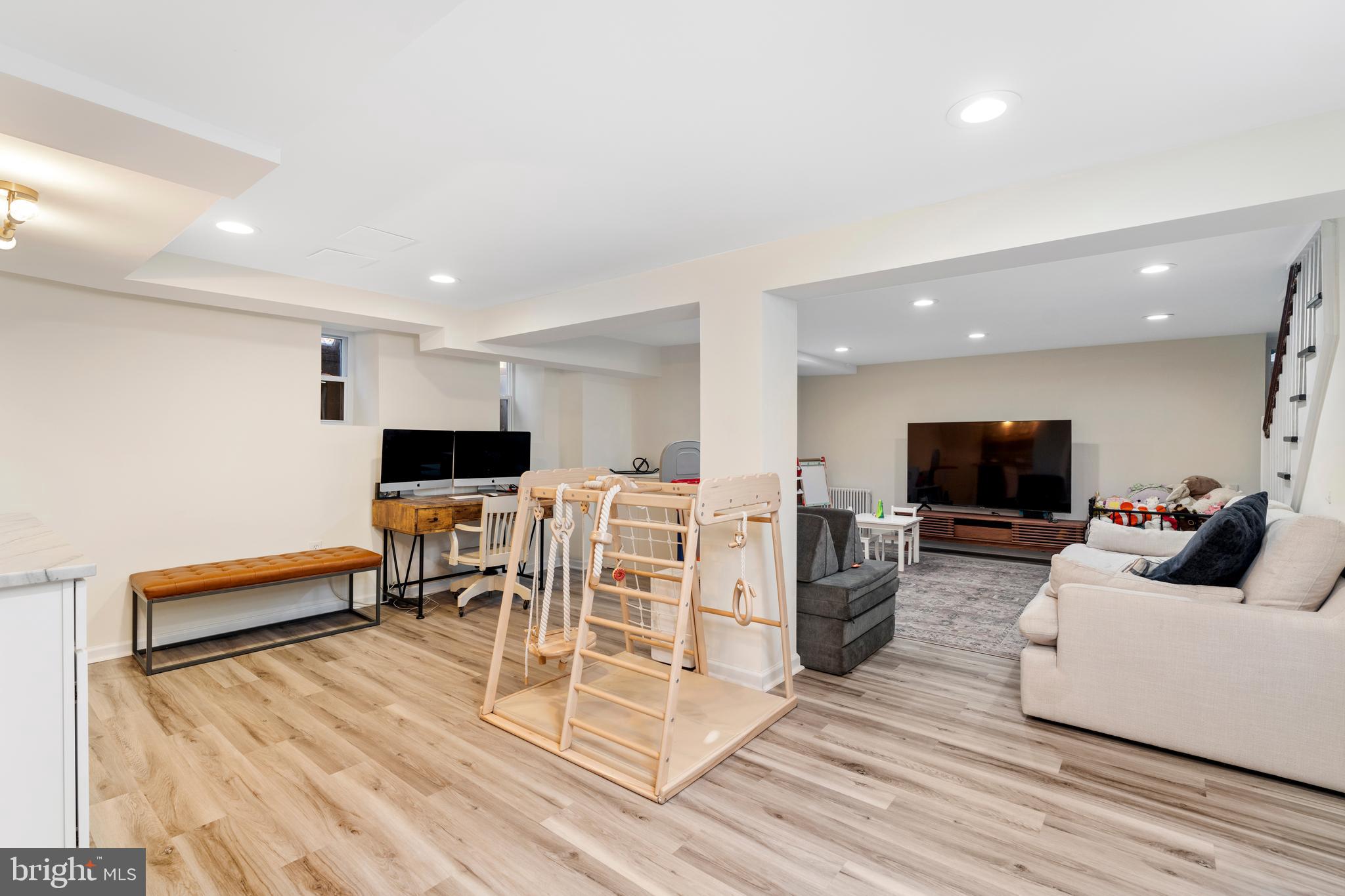 223 Regester Avenue Baltimore, MD 21212 - Photo 40 of 61