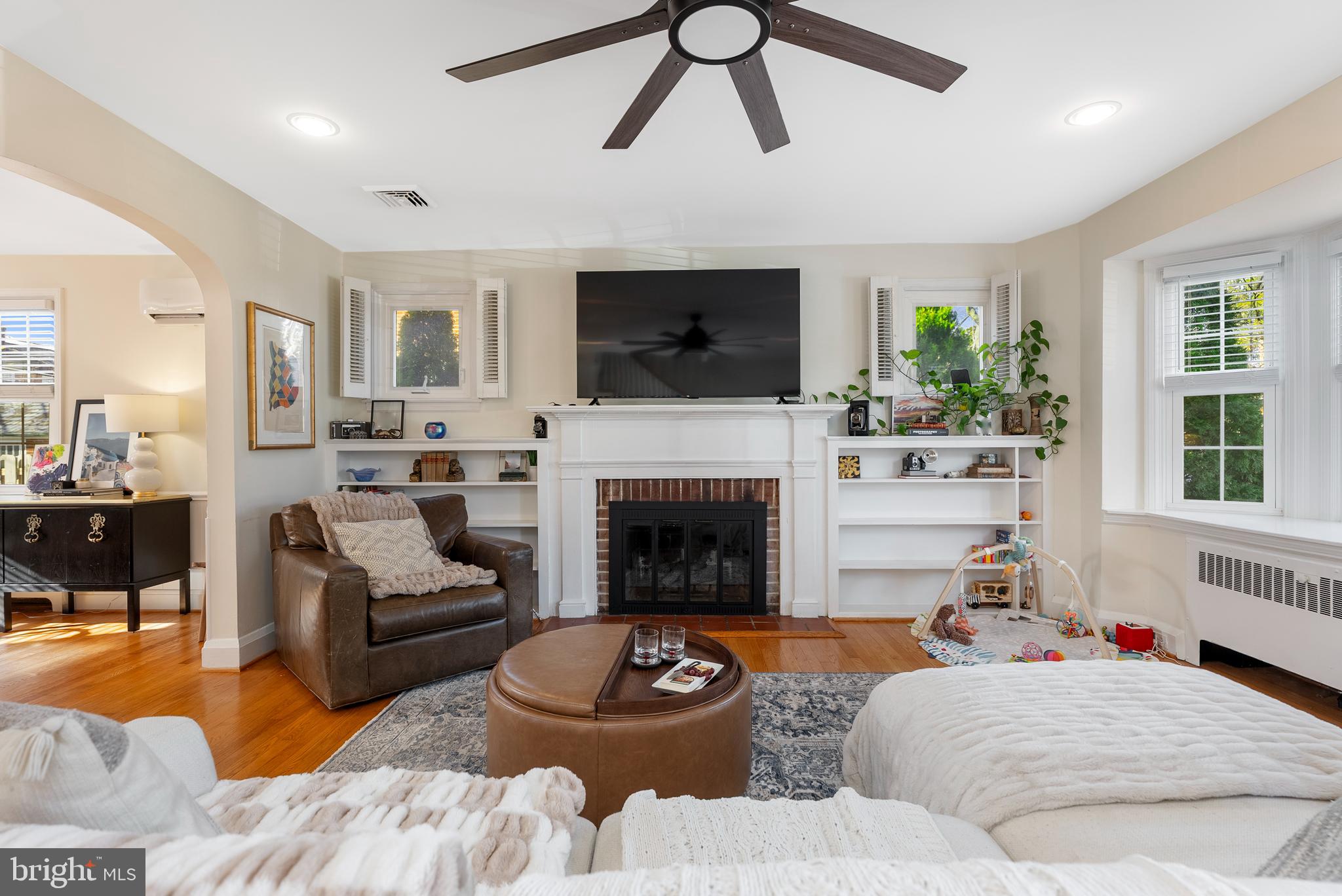 223 Regester Avenue Baltimore, MD 21212 - Photo 9 of 61