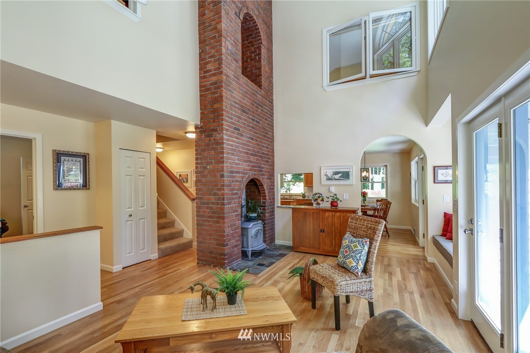 3331 Northwest Parris Road Poulsbo, WA 98370 - Photo 11 of 38 Gallery Image 11