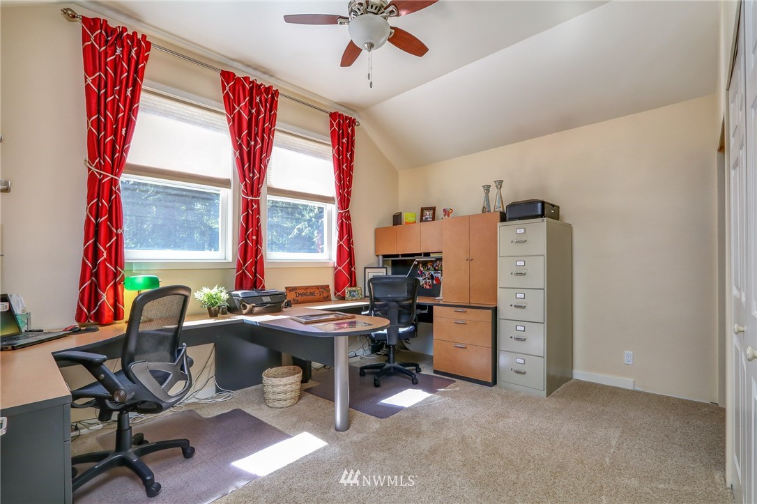 3331 Northwest Parris Road Poulsbo, WA 98370 - Photo 26 of 38 Gallery Image 26