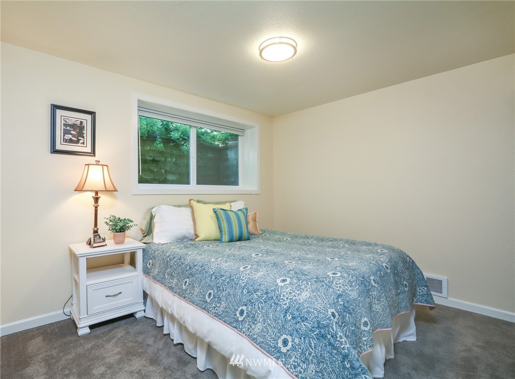 3331 Northwest Parris Road Poulsbo, WA 98370 - Photo 31 of 38 Gallery Image 31