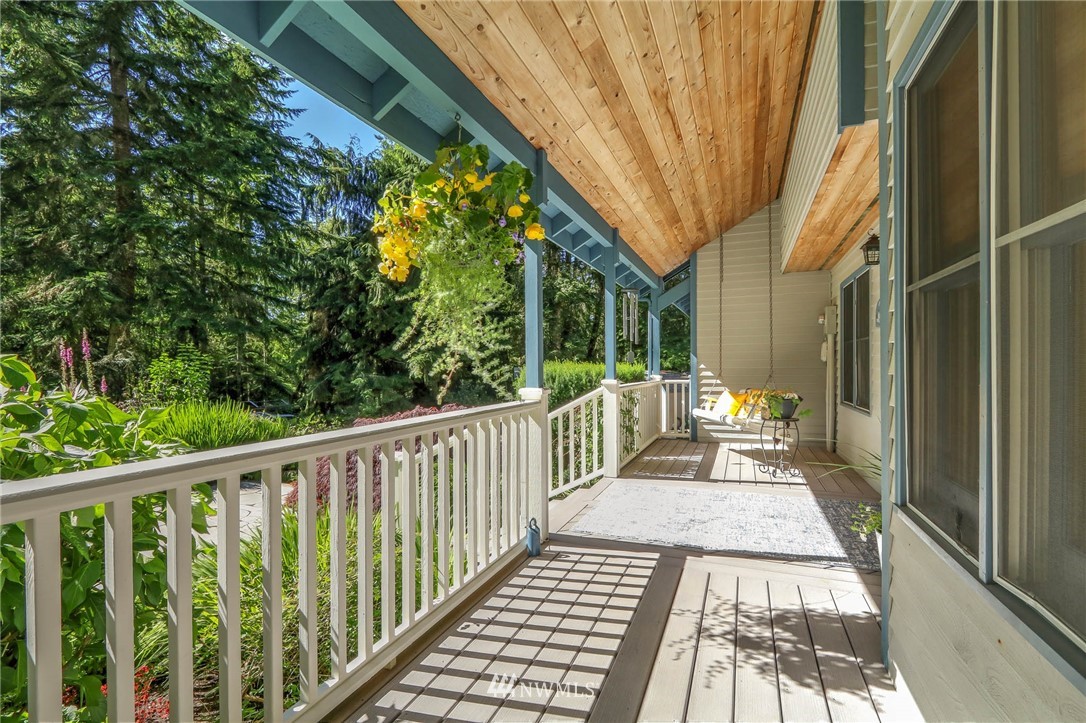 3331 Northwest Parris Road Poulsbo, WA 98370 - Photo 9 of 38 Gallery Image 9