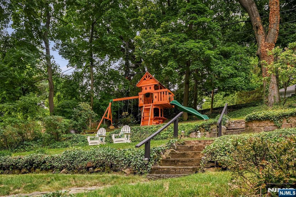 60 Clinton Road Glen Ridge, NJ 07028 - Photo 42 of 44