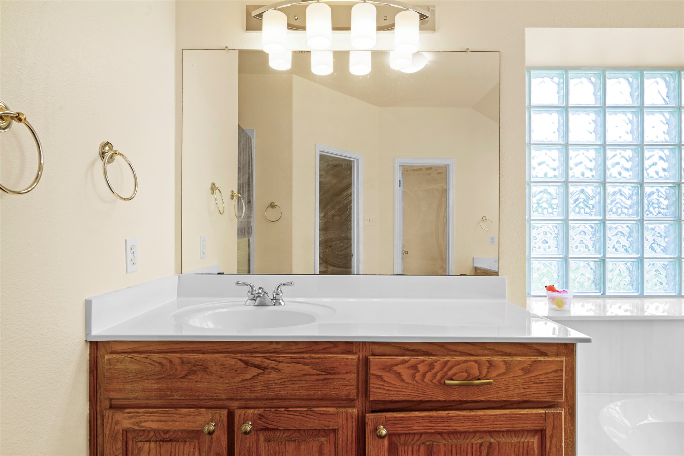 6006 Barletta Road Round Rock, TX 78681 - Photo 19 of 37