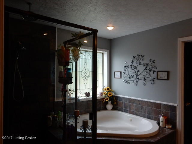 192 Wilson Run Road Lebanon Junction, KY 40150 - Photo 25 of 33 033
