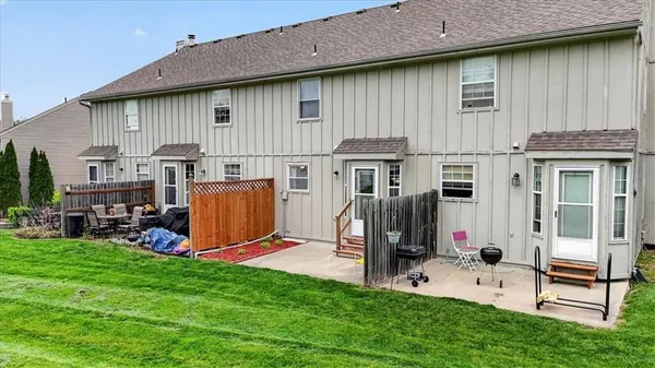 $195,013 | 508 Northeast Knox Street, Unit C, Blue Springs, MO 64014