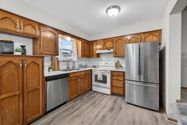 $195,013 | 508 Northeast Knox Street, Unit C, Blue Springs, MO 64014