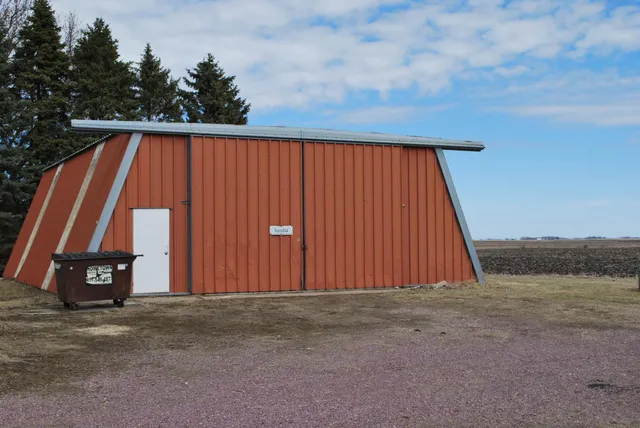 $344,900 | 2404 Highway 15, Truman, MN 56088