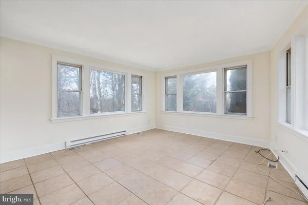 $499,800 | 2114 East Lee Highway, New Market, VA 22844