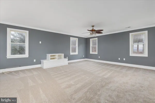 $499,800 | 2114 East Lee Highway, New Market, VA 22844