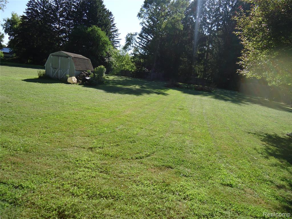370 Adams Road Saginaw, MI 48609 - Photo 20 of 40 Gallery Image 20