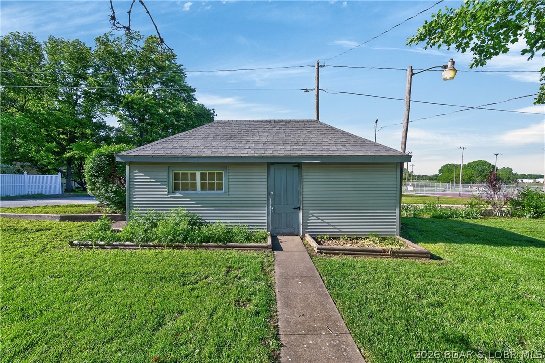 601 East Newton Street Eldon, MO 65026 - Photo 43 of 61 Machine shed