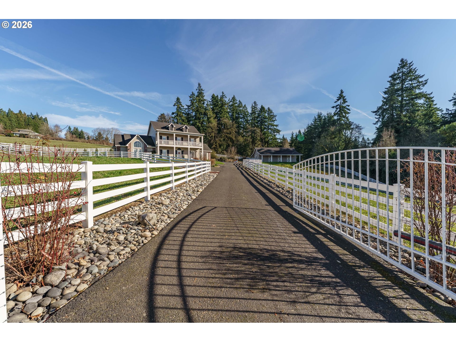 19121 Northwest 61st Avenue Ridgefield, WA 98642 - Photo 34 of 39 a view of a balcony with wooden floor and city view