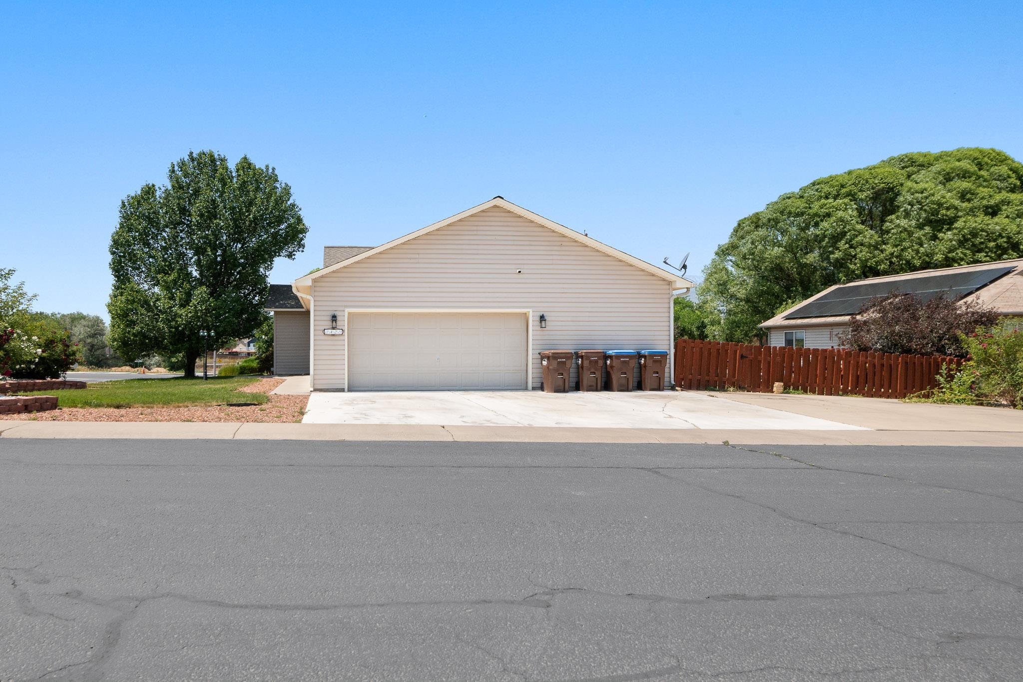 1425 Graham Court Rifle, CO 81650 - Photo 4 of 28