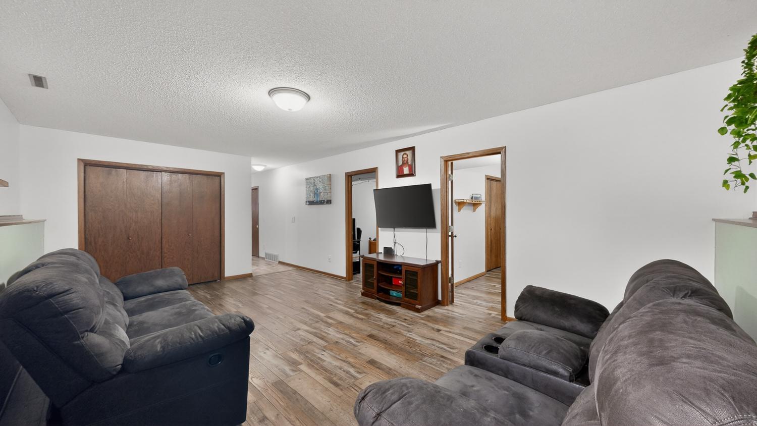 4306 1st Street Northwest Rochester, MN 55901 - Photo 42 of 55