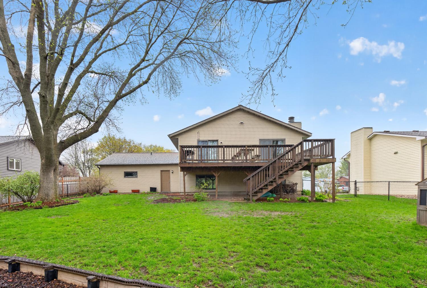 4306 1st Street Northwest Rochester, MN 55901 - Photo 5 of 55
