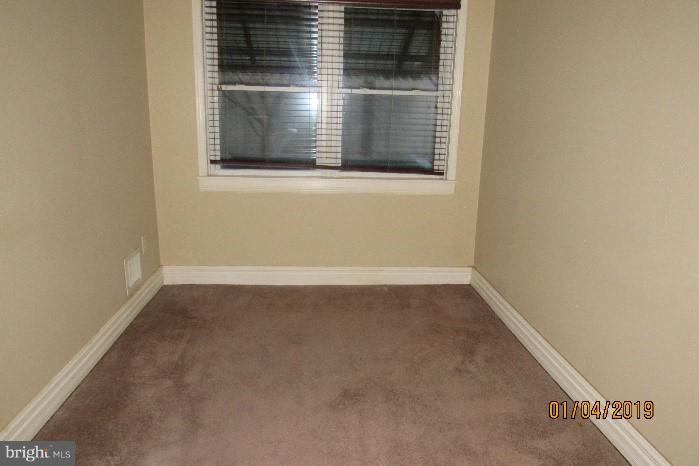 412 Old Riverside Road Baltimore, MD 21225 - Photo 6 of 9