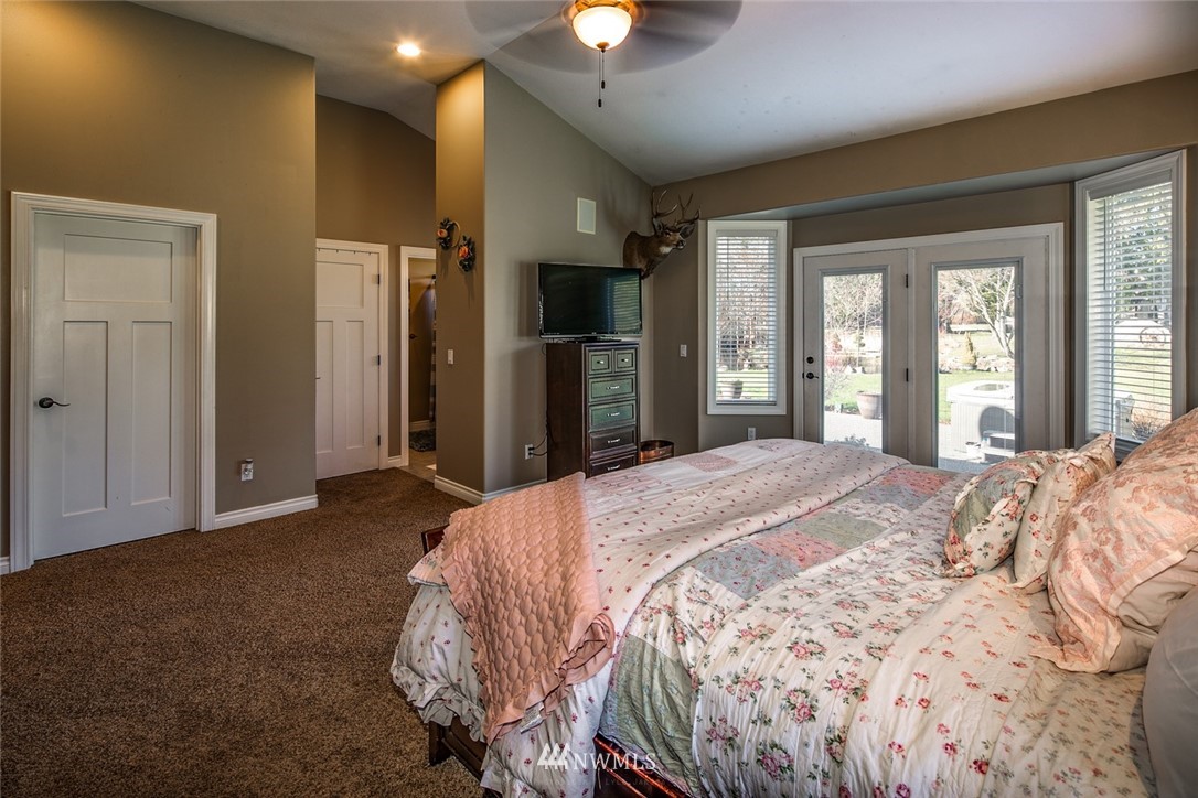 5950 Birch Point Road Blaine, WA 98230 - Photo 14 of 40 Gallery Image 14