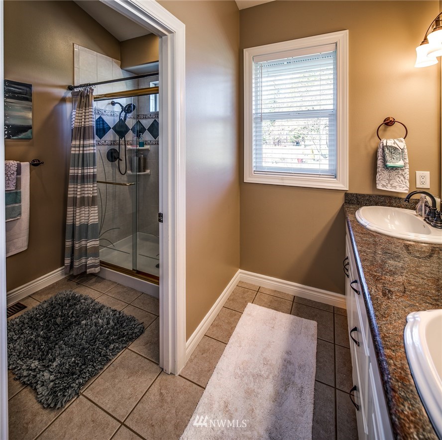 5950 Birch Point Road Blaine, WA 98230 - Photo 16 of 40 Gallery Image 16