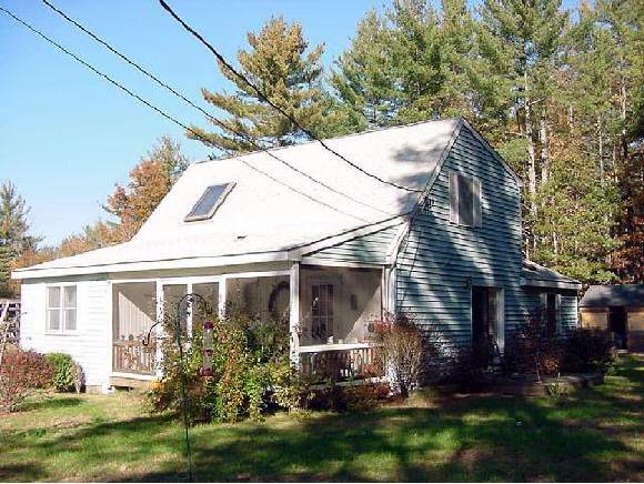 192 Scruton Pond Road Barrington, NH 03825 - Photo 1 of 5