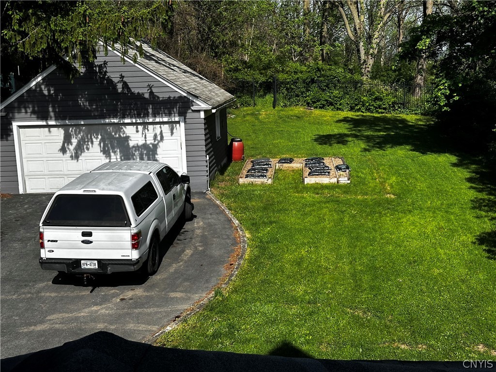 175 Edgehill Road Syracuse, NY 13224 - Photo 18 of 33