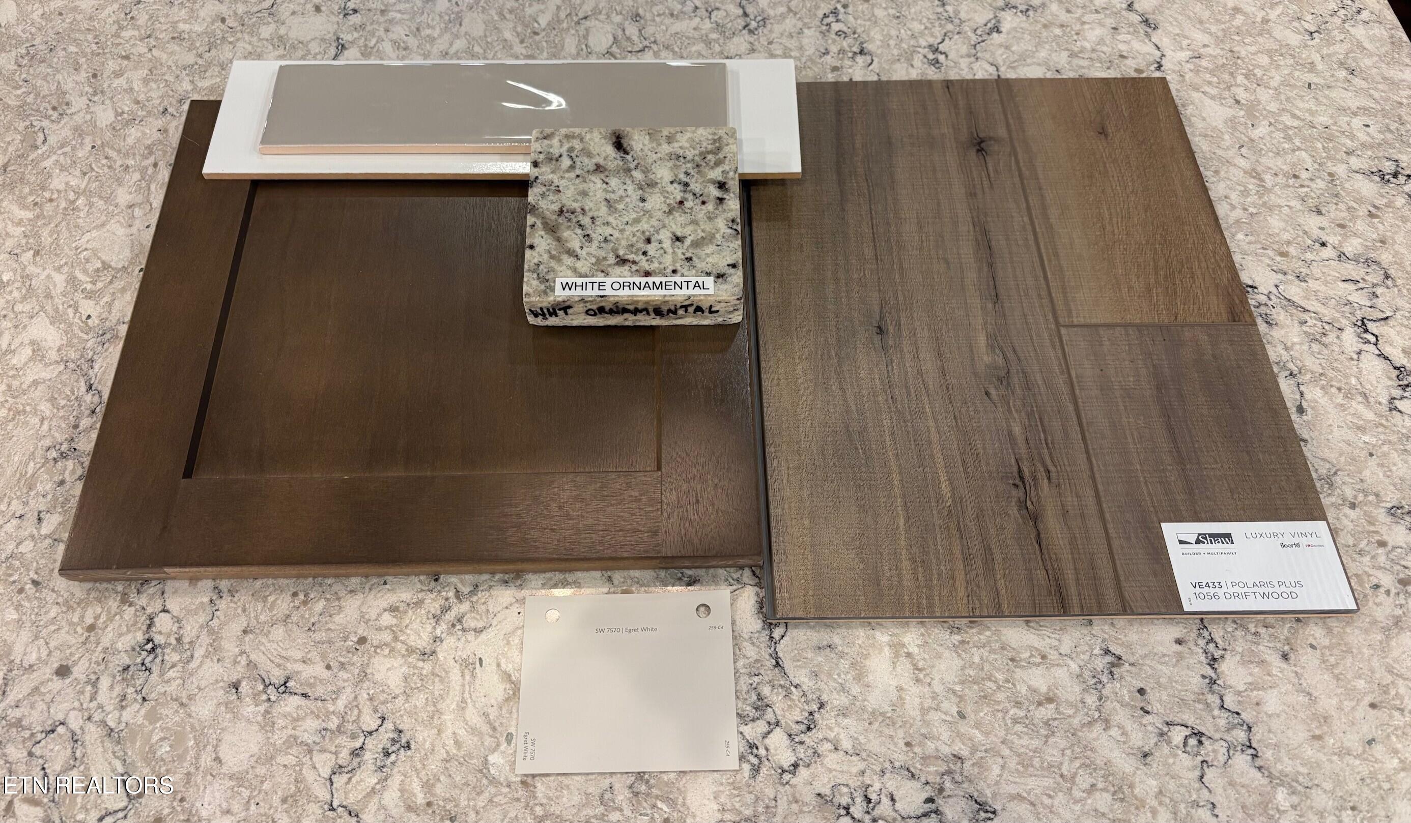 12515 Centerview Road Knoxville, TN 37932 - Photo 3 of 4 67 MH INTERIOR