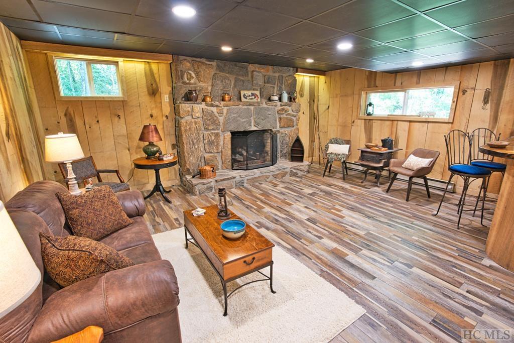 2262 Poplar Cove Road Franklin, NC 28734 - Photo 49 of 67 Gallery Image 49