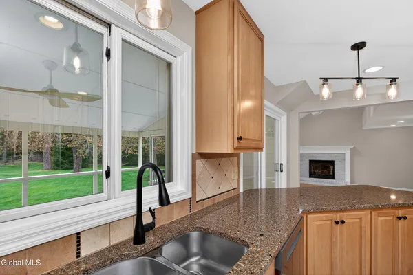 $675,000 | 130 C Kenwood Avenue, Bethlehem, NY 12054