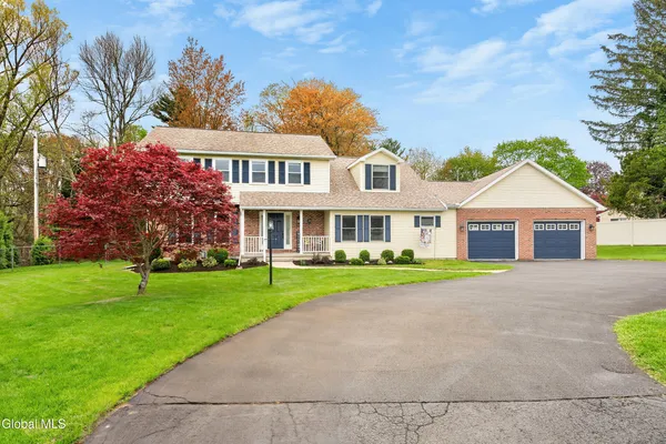 $675,000 | 130 C Kenwood Avenue, Bethlehem, NY 12054
