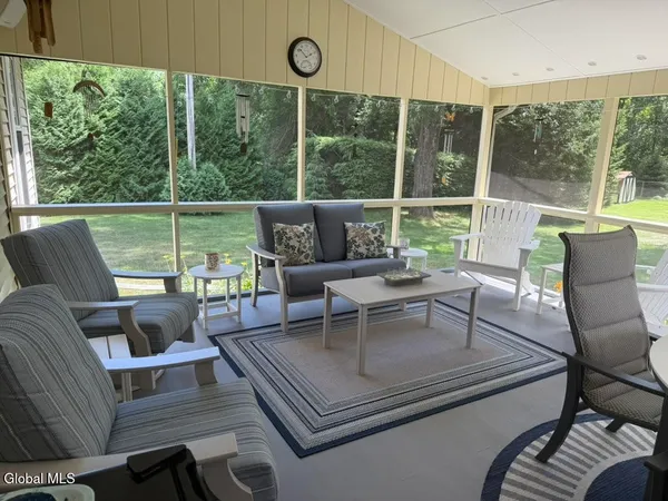 $675,000 | 130 C Kenwood Avenue, Bethlehem, NY 12054