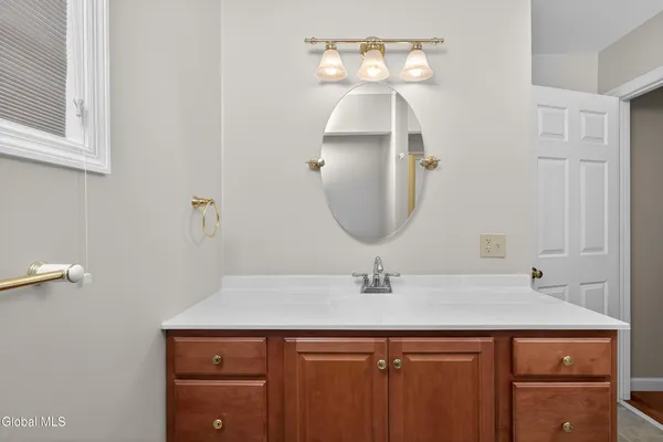 $675,000 | 130 C Kenwood Avenue, Bethlehem, NY 12054