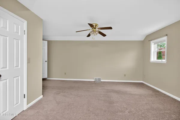 $675,000 | 130 C Kenwood Avenue, Bethlehem, NY 12054