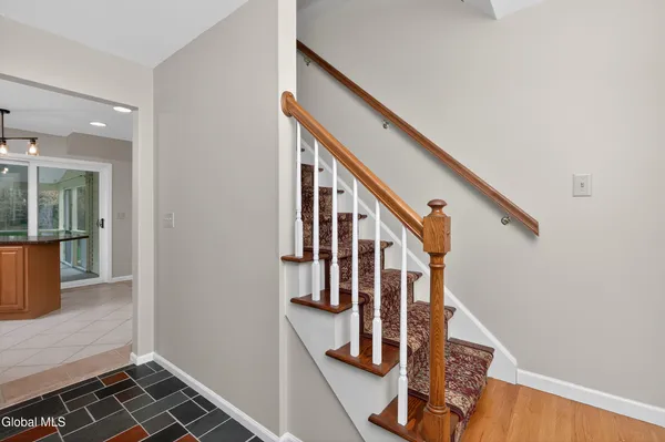 $675,000 | 130 C Kenwood Avenue, Bethlehem, NY 12054