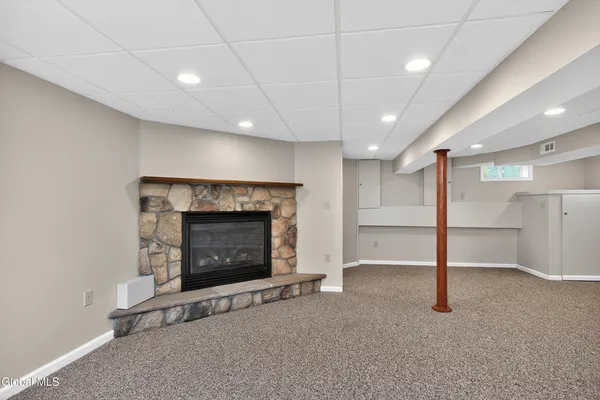 $675,000 | 130 C Kenwood Avenue, Bethlehem, NY 12054