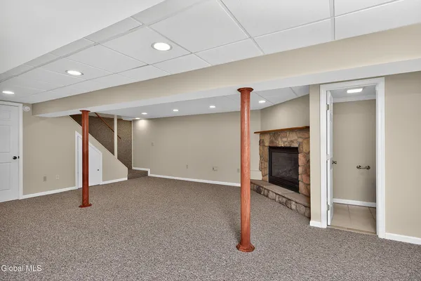$675,000 | 130 C Kenwood Avenue, Bethlehem, NY 12054