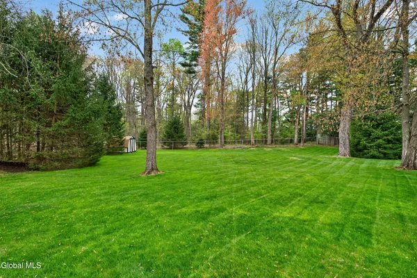 $675,000 | 130 C Kenwood Avenue, Bethlehem, NY 12054