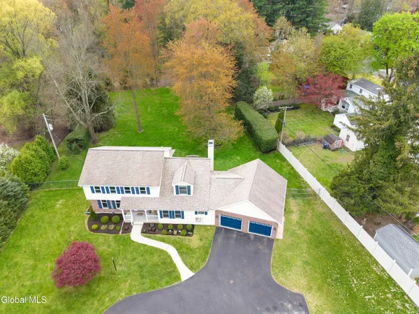 $675,000 | 130 C Kenwood Avenue, Bethlehem, NY 12054