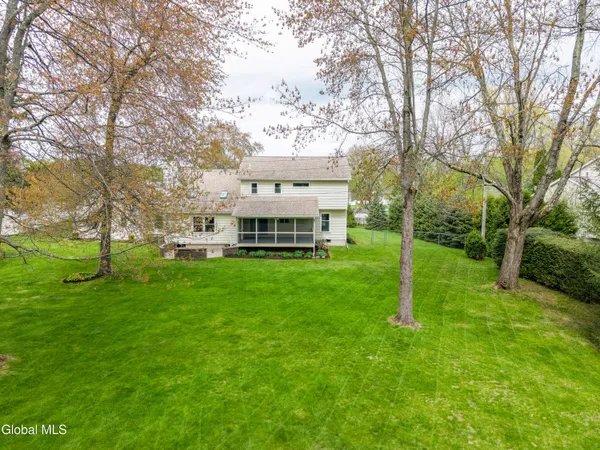 $675,000 | 130 C Kenwood Avenue, Bethlehem, NY 12054