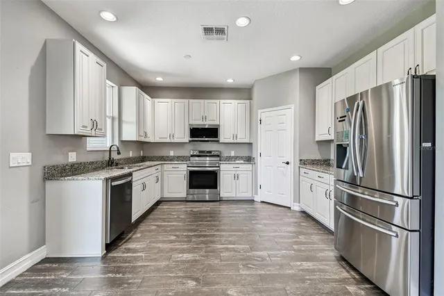 $3,200 | 33181 Shadow Branch Lane, Wesley Chapel, FL 33545