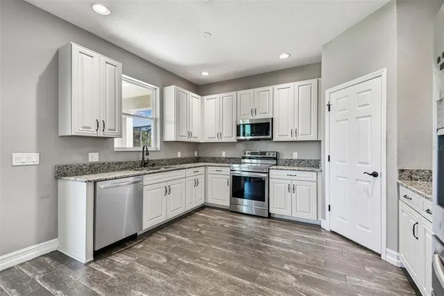 $3,200 | 33181 Shadow Branch Lane, Wesley Chapel, FL 33545